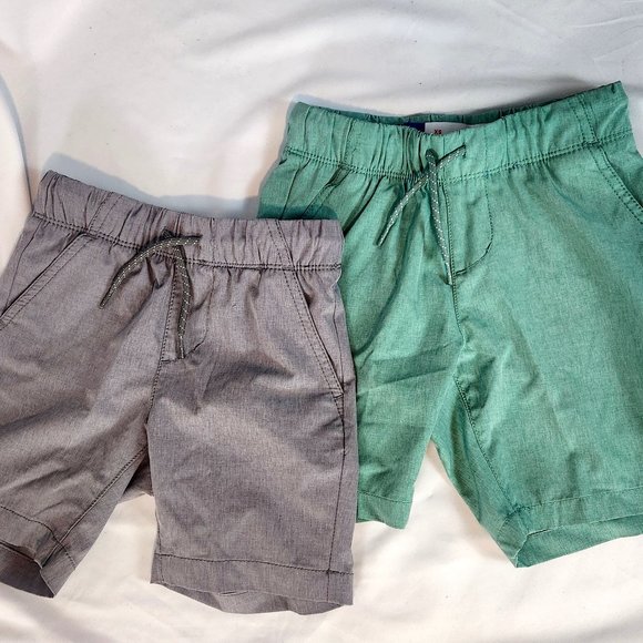 BOYS BOTTOMS RIGHT ON TIME FOR SPRING - Picture 2 of 6